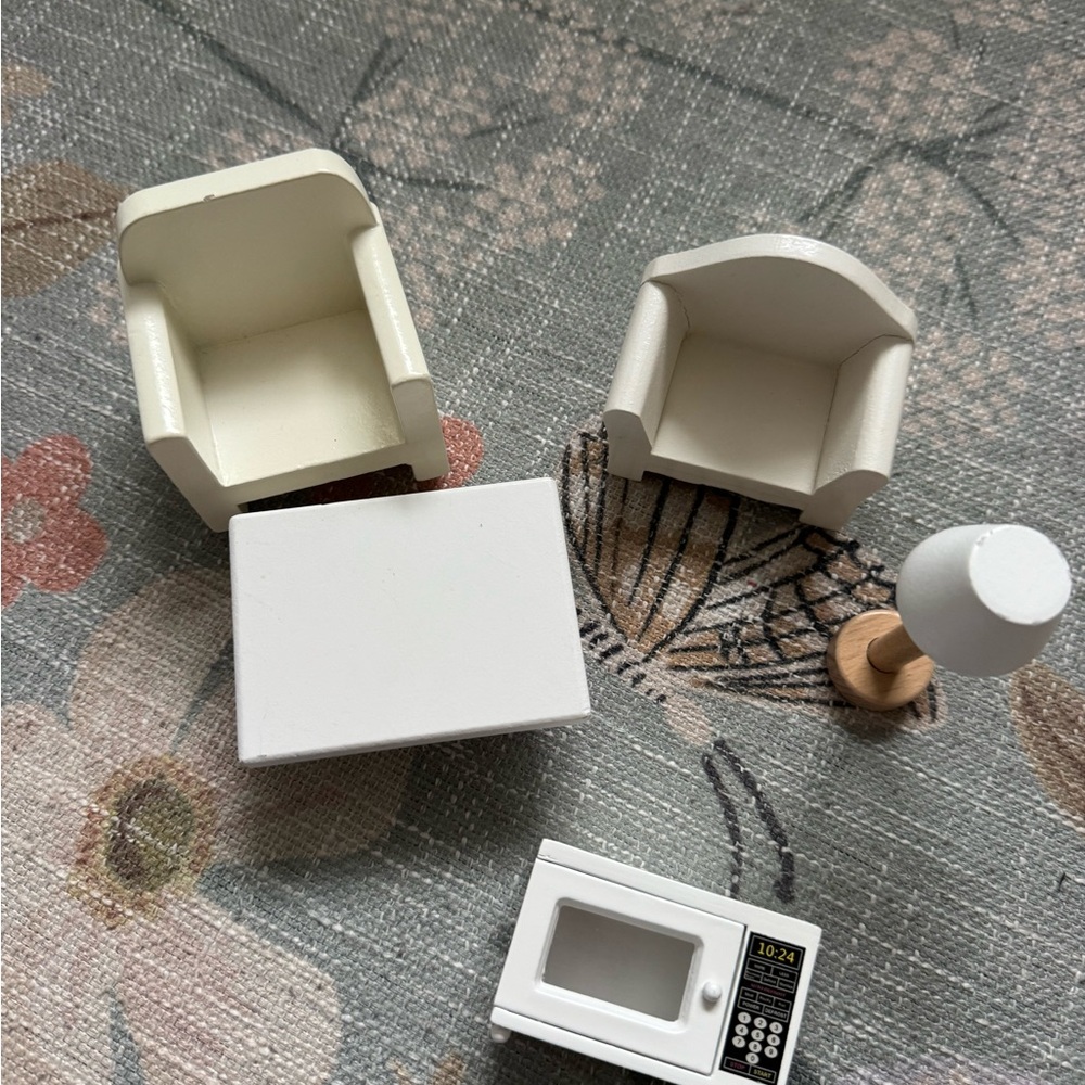 Hearth and hand and pottery barn Miniature Dollhouse Furniture bundle - Picture 2 of 9